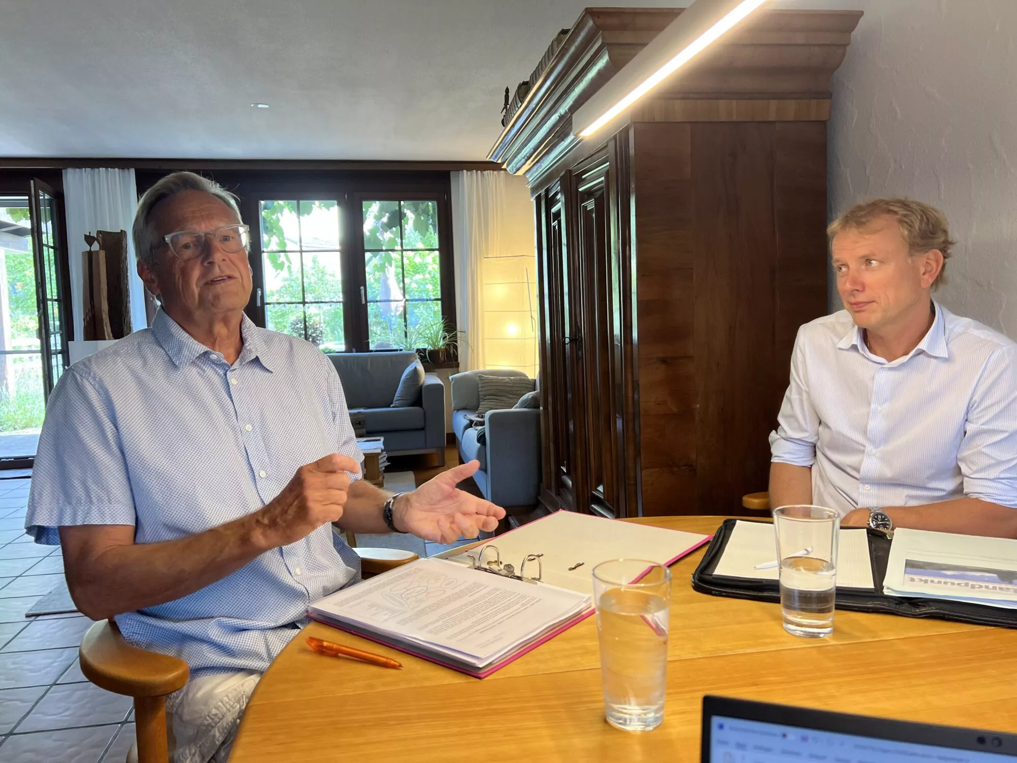 Werner Kramer (links) und Rolf Hofstetter von der Arbeitsgruppe STADELaktiv im Nagra-Doppelinterview.